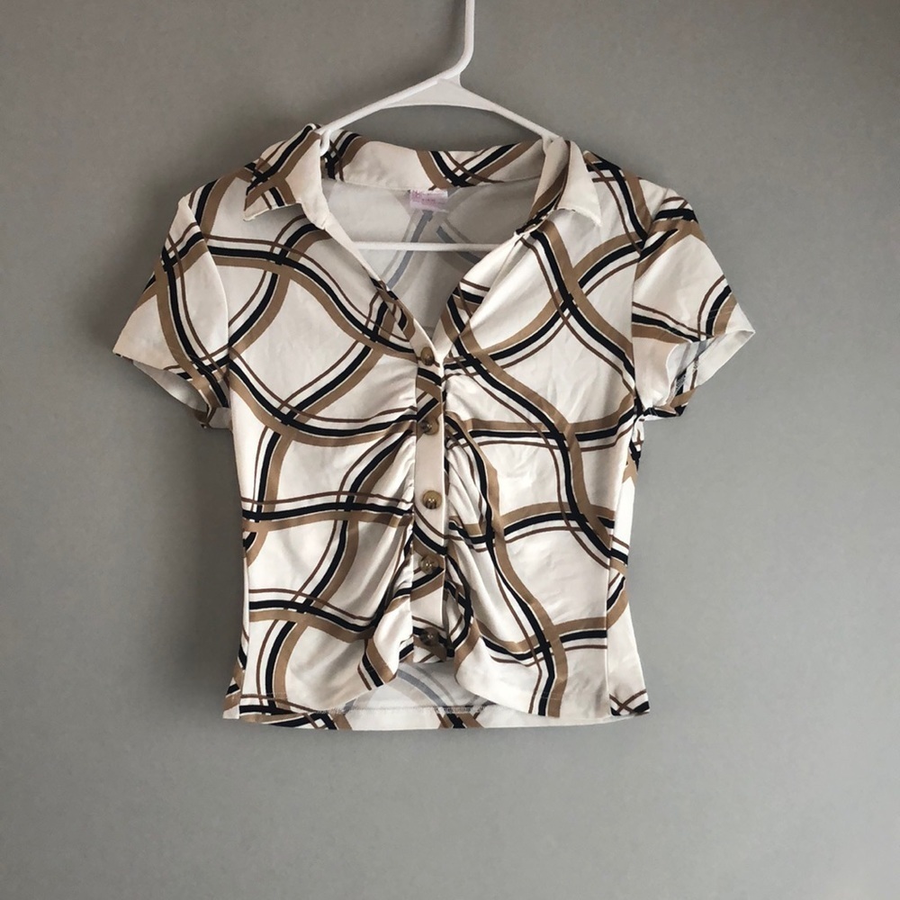 White stretchy top